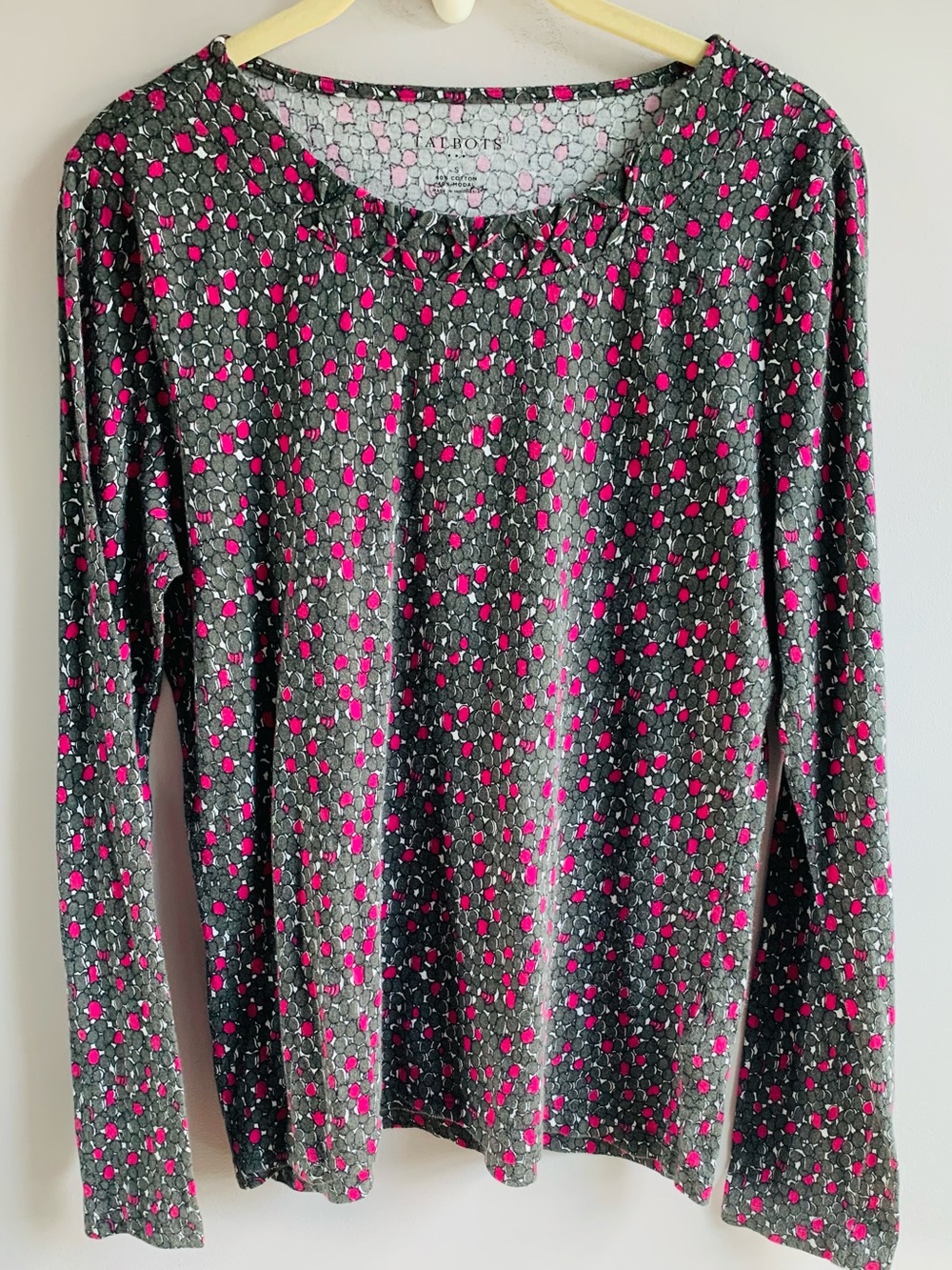 Talbots Knit Top Pink Grey Abstract Long Sleeve Round Neck Business Casual EUC S